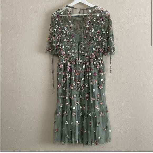 ISO needle and thread Bobbi sage green floweret dress - Picture 7 of 8